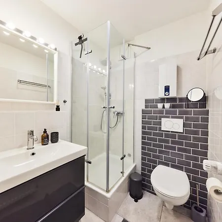 Kvartier2 In Top-Lage, 5 Min Zur Bali-Therme Und Gop, Hdz, Arbeitsplatz, Boxspringbett Bad Oeynhausen Exterior photo