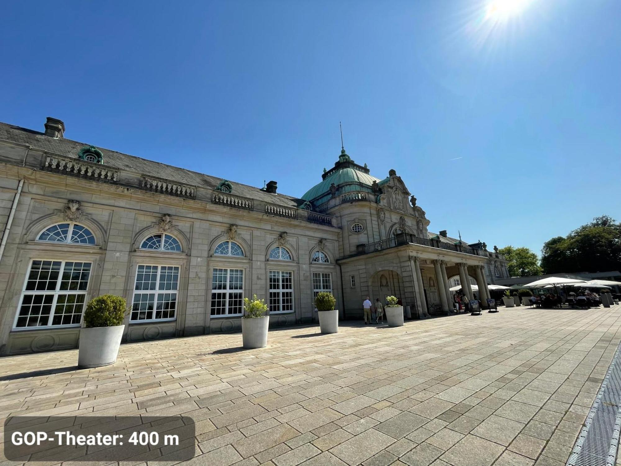 Kvartier2 In Top-lage, 5 Min Zur Bali-therme Und Gop, Hdz, Arbeitsplatz, Boxspringbett Bad Oeynhausen