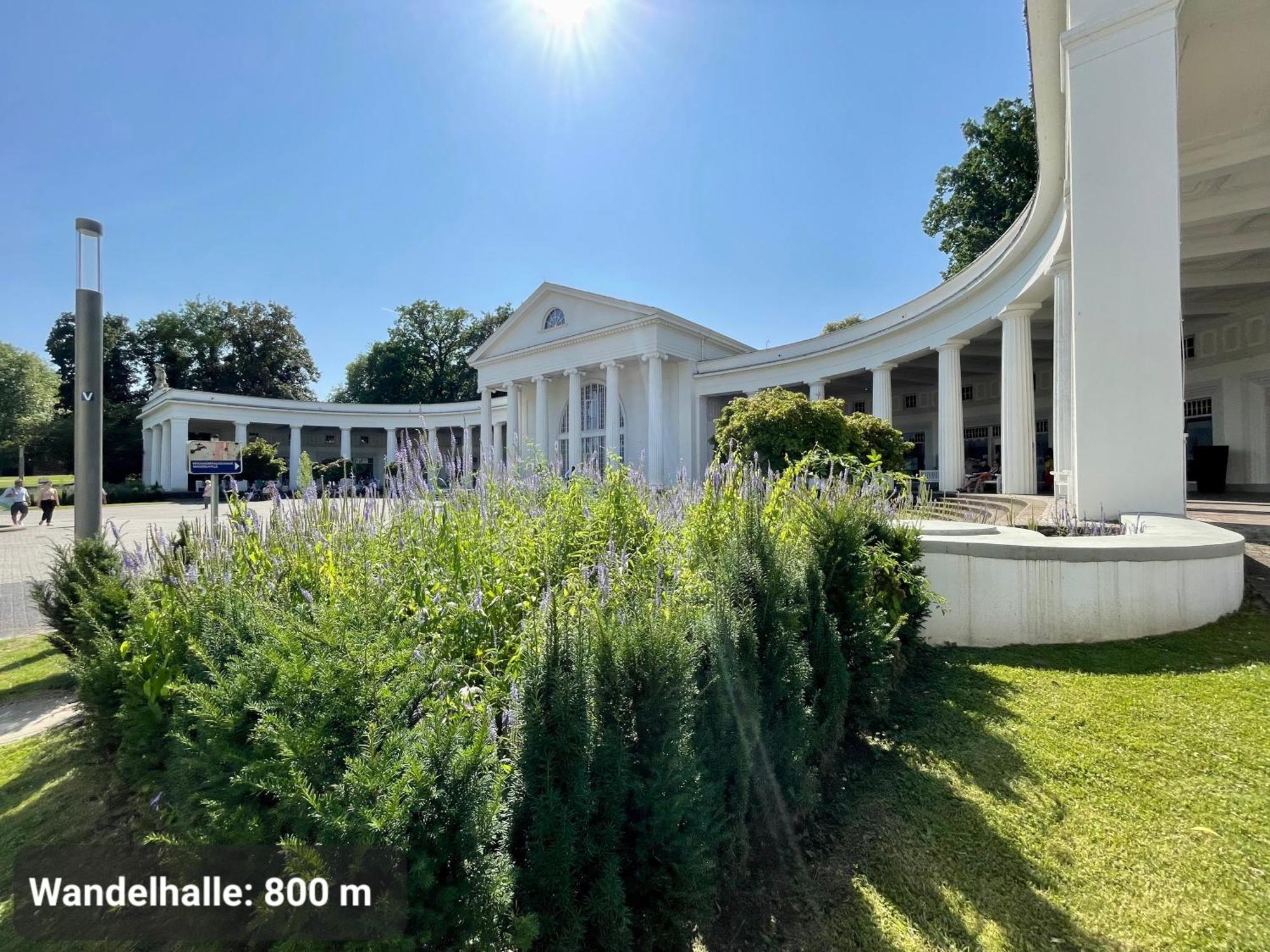 Kvartier2 In Top-lage, 5 Min Zur Bali-therme Und Gop, Hdz, Arbeitsplatz, Boxspringbett Apartment